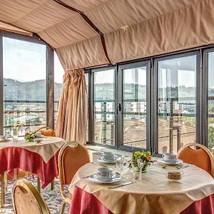 Hotel Europa, Signa